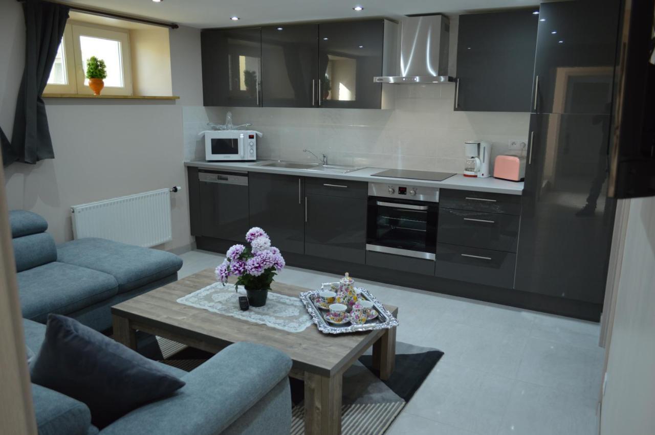 Appartement Timgad เฌราร์แมร์ ภายนอก รูปภาพ