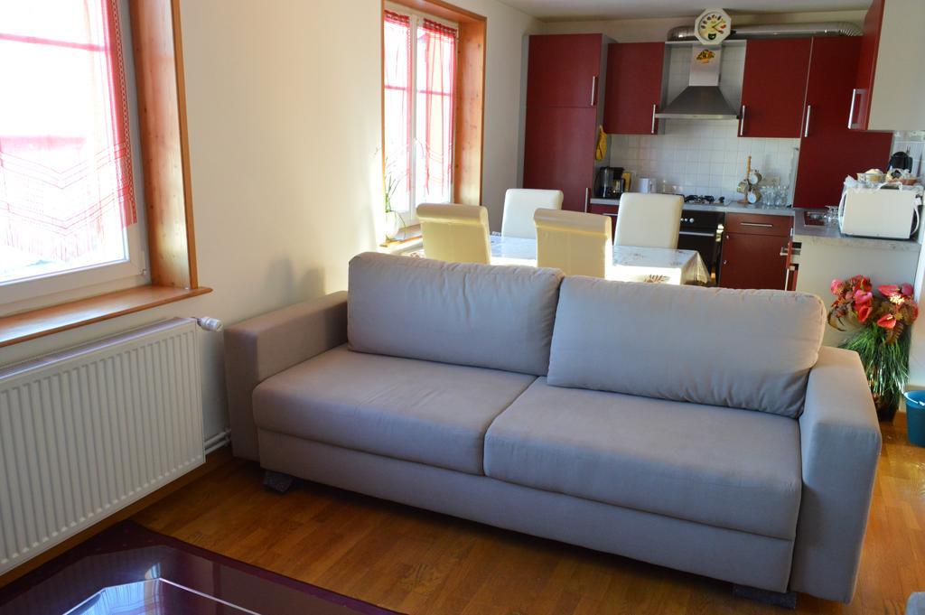 Appartement Timgad เฌราร์แมร์ ห้อง รูปภาพ